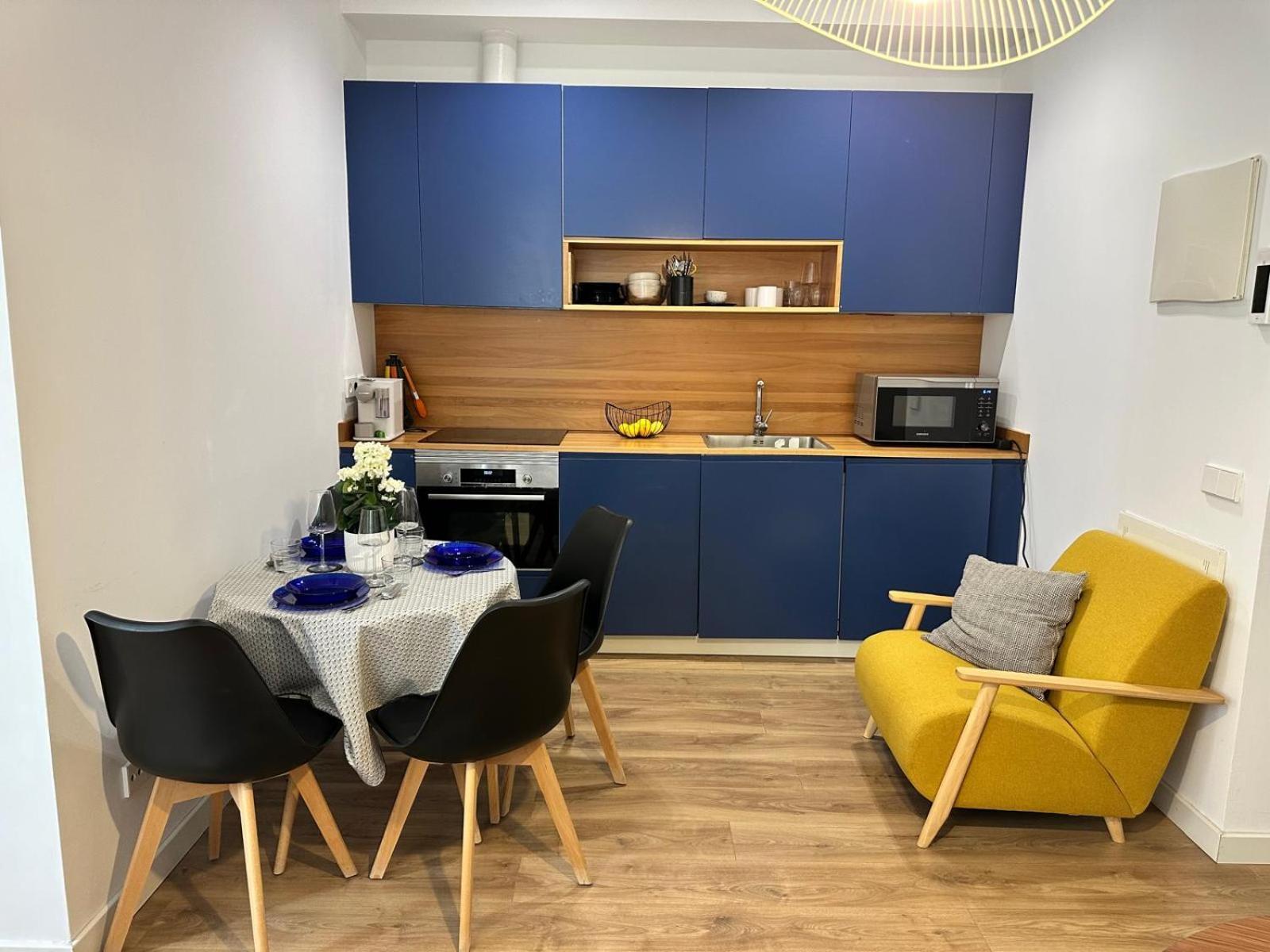 Moderno Apartamento En Pleno Centro Madrid Esterno foto